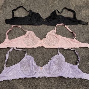 Savage X Fenty Floral Lace Unlined Bra with x Charm Bundle